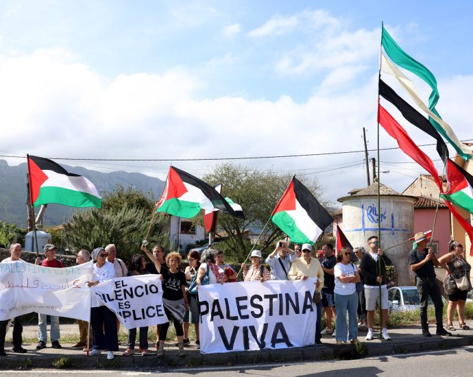 spanish-minister-calls-israel’s-sport-participation-a-‘double-standard’