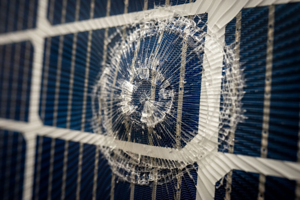 utility-scale-solar-can-withstand-severe-hailstorms.-here’s-how