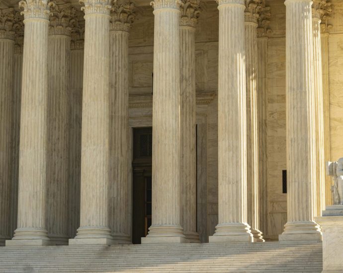 supreme-court-lets-transgender-student-use-boys’-restroom-in-south-carolina-school