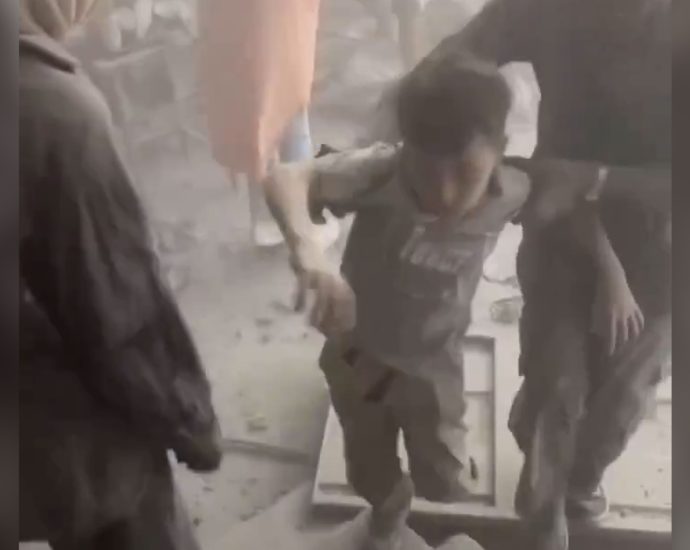 panic-after-israeli-strike-on-gaza-city-home-during-evacuation