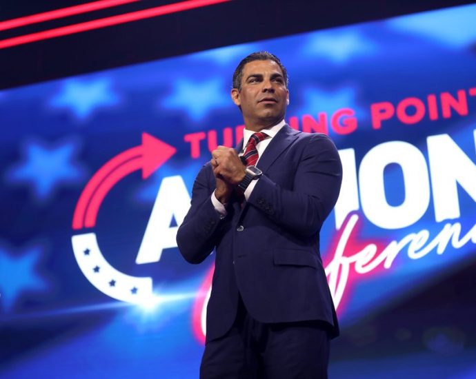 how-state-and-local-republicans-are-disenfranchising-voters-to-stay-in-power