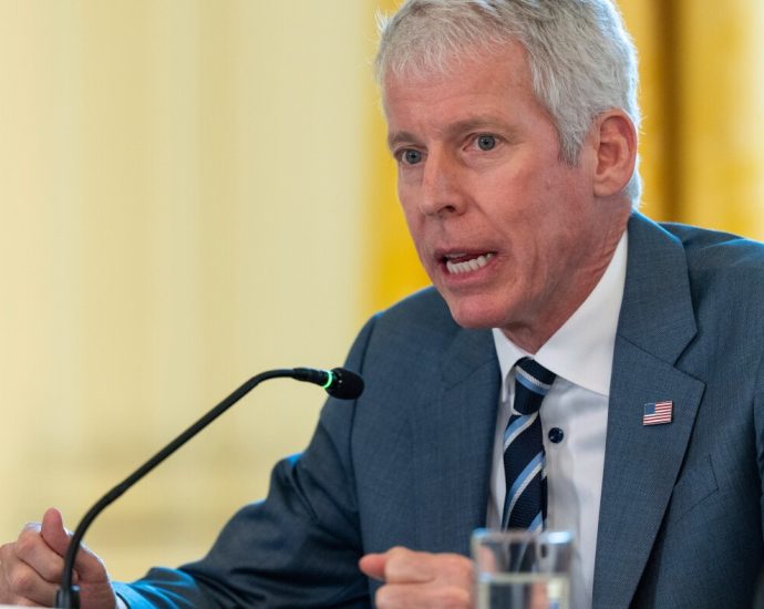 the-traitor’s-energy-department-disbands-group-that-sowed-doubt-about-climate-change