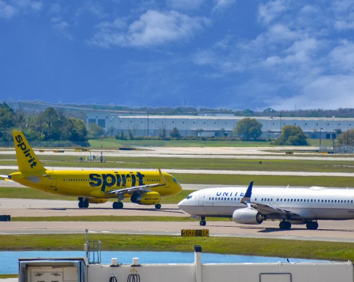 united-chief-slams-spirit-airlines-as-being-a-“failed”-experiment