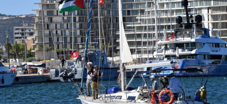 global-sumud-flotilla-sets-sail-from-tunisia-to-break-israel’s-gaza-siege