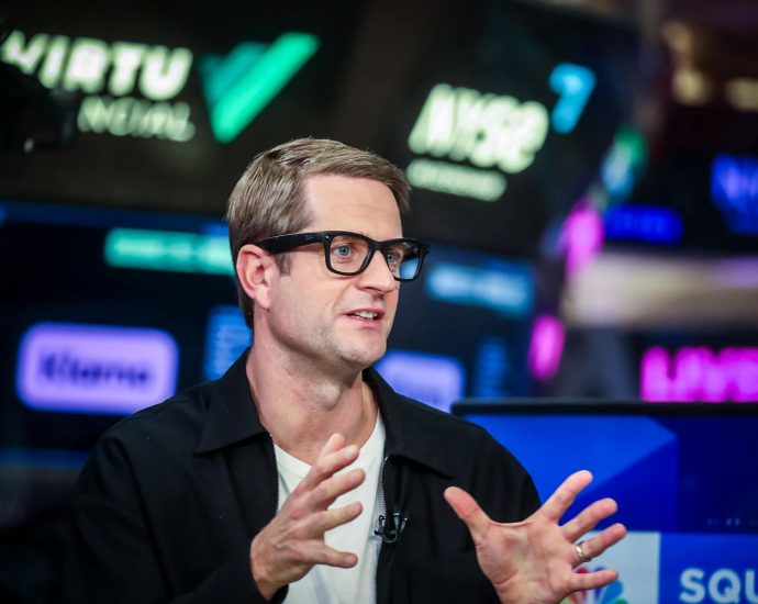 klarna-seeks-growth-beyond-buy-now,-pay-later-as-its-stock-goes-public