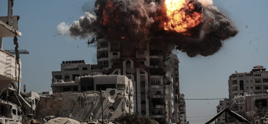 israel-kills-53-in-gaza,-flattens-more-towers-as-toll-from-famine-rises