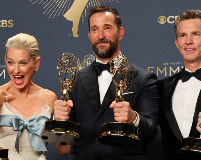 the-pitt-wins-best-tv-drama-emmy,-as-war-on-gaza-echoes-at-ceremony