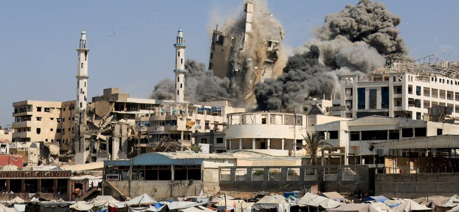 israel-destroys-gaza’s-tallest-residential-building