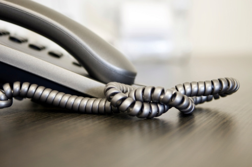 why-some-parents-are-getting-landlines-for-their-kids