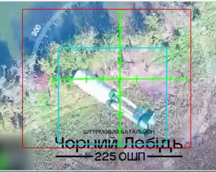 frontline-report:-russia-tried-to-break-through-sumy-—-now-ukraine-threatens-its-troops-from-behind