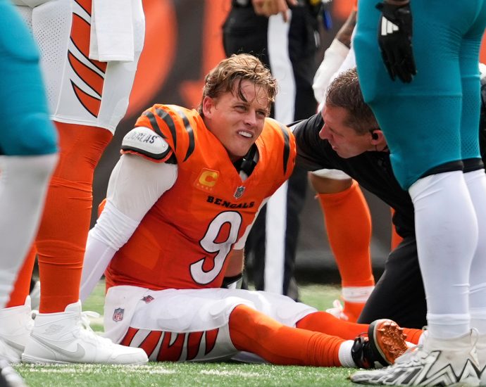 4-nfl-qb’s-go-down-with-injuries-in-week-2,-why-is-protecting-them-an-issue?