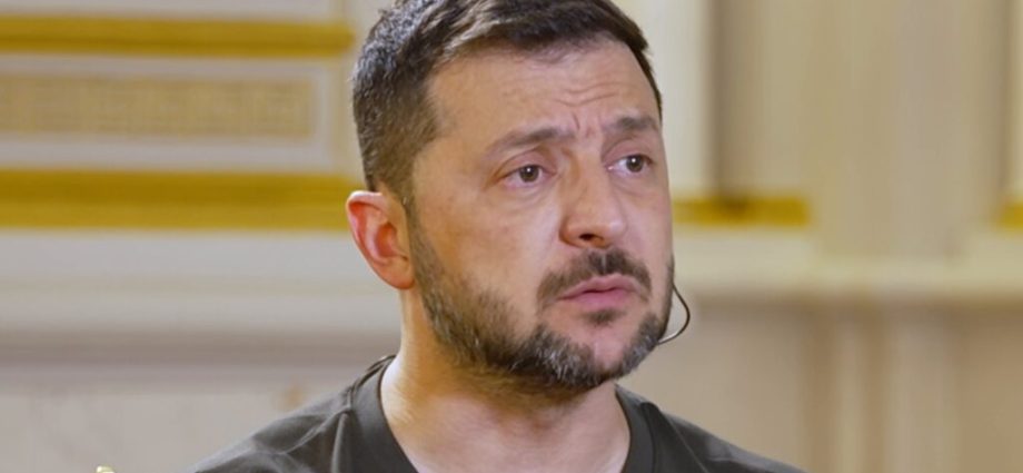“he-understands-only-force”:-zelenskyy-warns-putin-plays-the-traitor-to-escape-punishment
