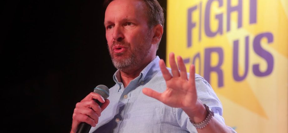 democratic-senator-warns-of-campaign-to-crush-dissent-in-wake-of-charlie-kirk’s-death