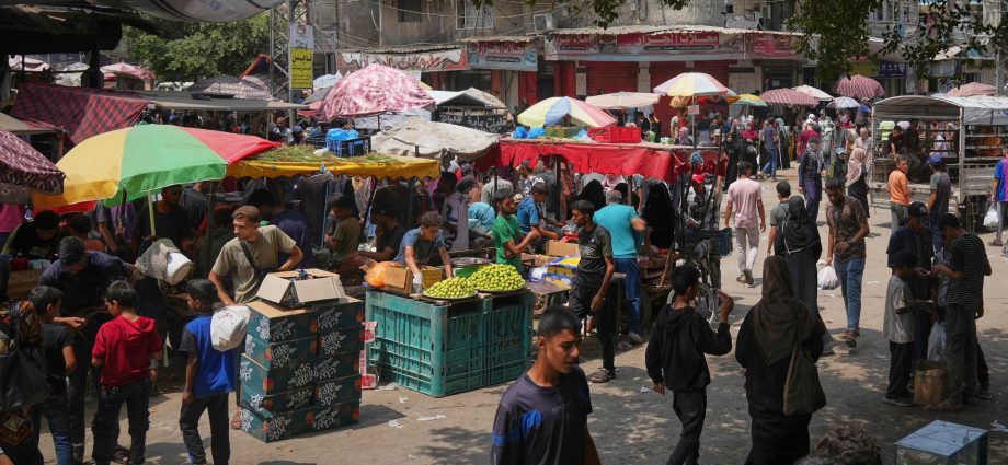 here-is-the-reason-why-markets-in-gaza-are-‘full’-while-we-starve