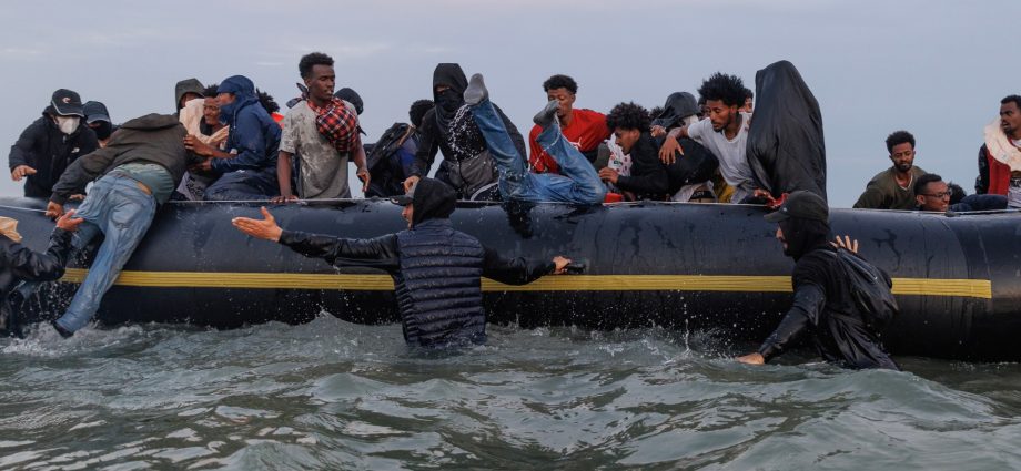 uk-court-temporarily-blocks-deportation-of-eritrean-asylum-seeker