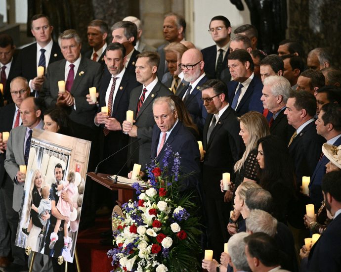 raw-emotion-rages-on-capitol-hill-as-lawmakers-grapple-with-charlie-kirk’s-killing