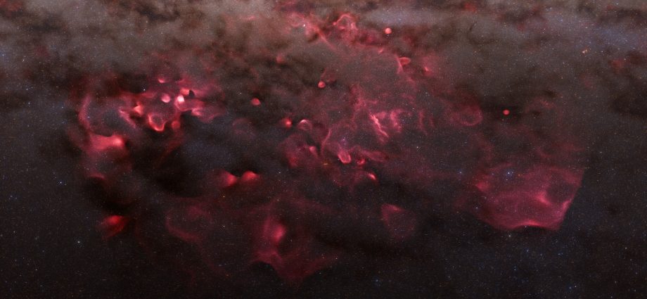 44 million Milky Way stars glimmer in galaxy’s largest 3D map