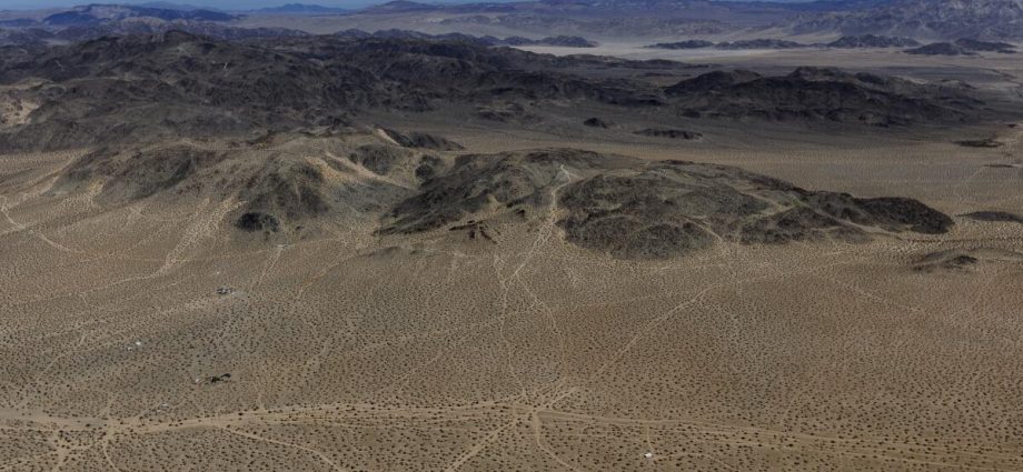 pentagon-plan-pits-us.-marines-against-california-off-roaders-and-civilian-pilots
