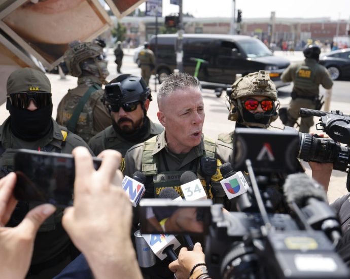 the-traitor’s-chief-cbp-agent-testifies-in-case-of-la.-protester-on-trial-for-assault
