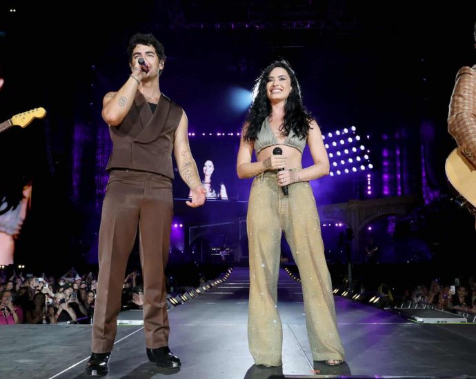 ‘camp-rock-3’-cast-revealed:-jonas-brothers-return,-demi-lovato-attached-(but-not-in-the-way-you-think)