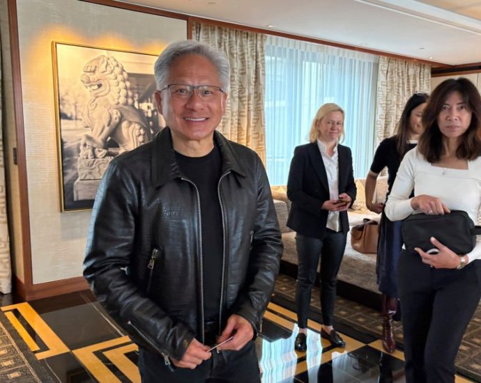 nvidia-ceo-huang-says-he’s-disappointed-by-china-chip-curbs