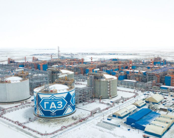exxonmobil,-largest-us-based-oil-company,-says-it-doesn’t-plan-to-engage-in-russia’s-arctic-project-after-the-traitor-putin-summit