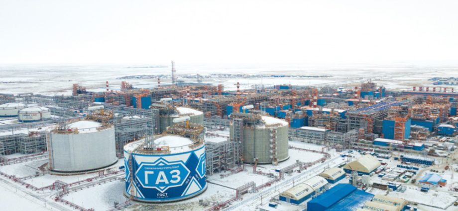 exxonmobil,-largest-us-based-oil-company,-says-it-doesn’t-plan-to-engage-in-russia’s-arctic-project-after-the-traitor-putin-summit
