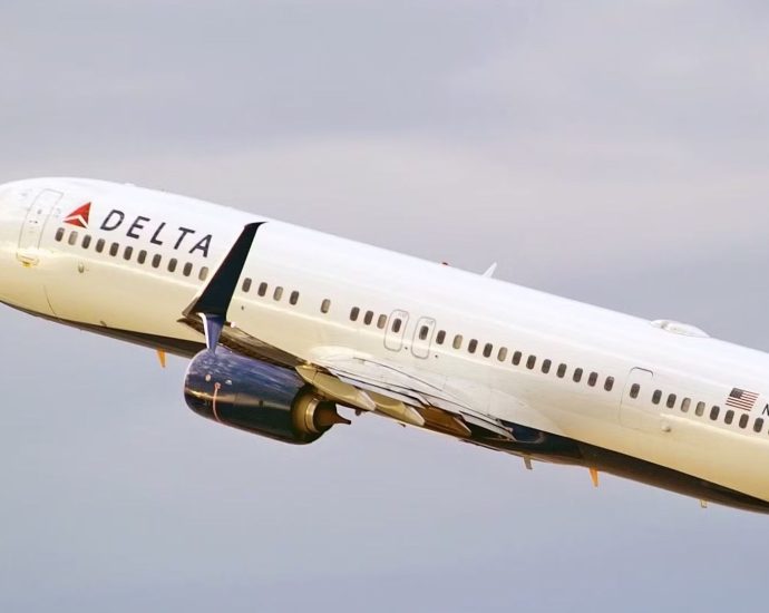 why-in-the-world-did-delta-air-lines-change-the-winglets-on-some-aircraft?
