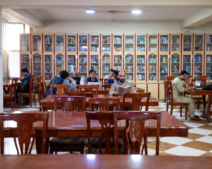 afghanistan-bans-female-authors-from-university-curricula