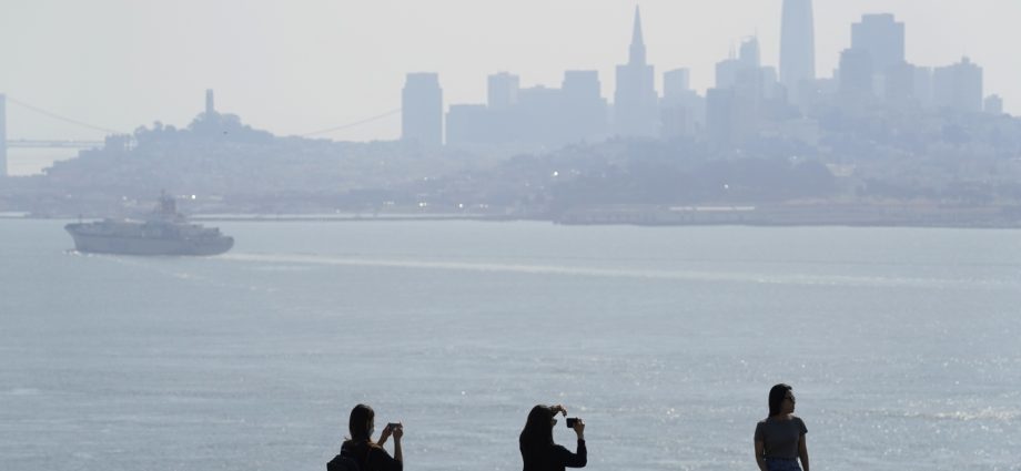 wildfire-smoke-is-killing-americans.-a-new-study-quantifies-how-much