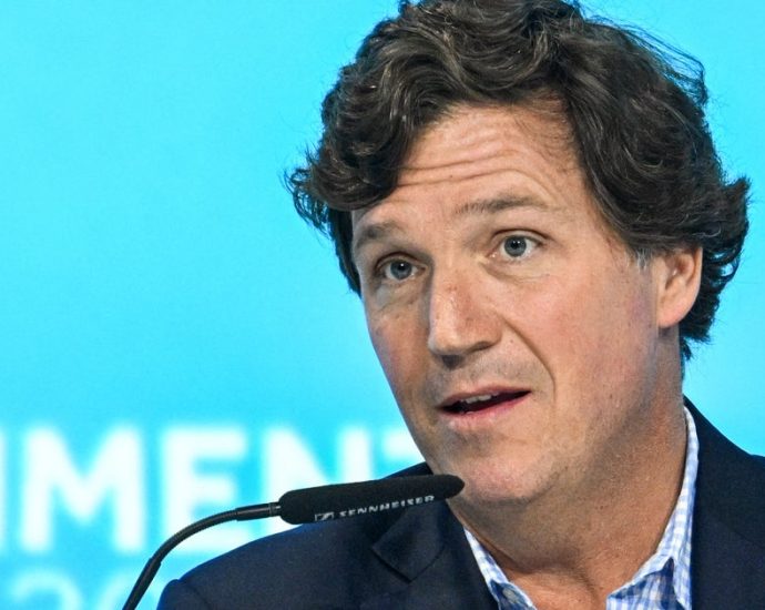 the-traitor-administration’s-free-speech-crackdown-has-even-tucker-carlson-alarmed