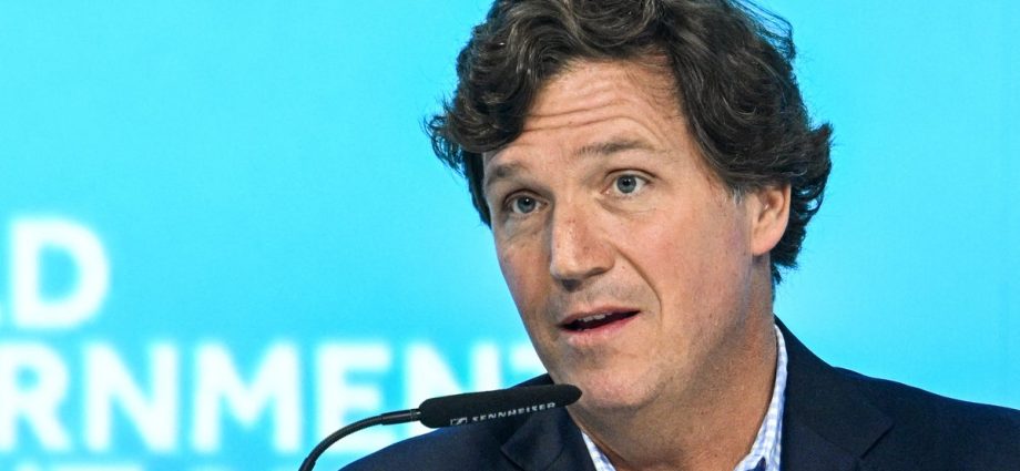 the-traitor-administration’s-free-speech-crackdown-has-even-tucker-carlson-alarmed