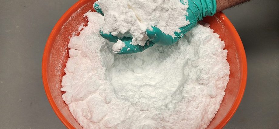 alpha-en-produces-lithium-metal-anodes-with-lithium-carbonate-from-century-lithium’s-nevada-plant