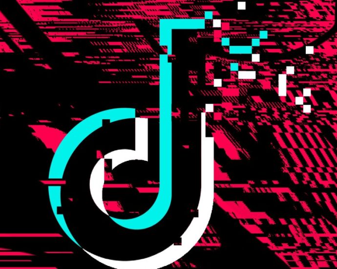 The Traitor claims the US is about to get a tremendous fee for taking TikTok out of China