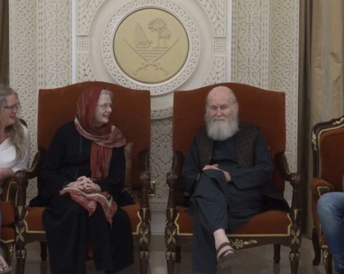 elderly-couple-held-by-taliban-returns-to-britain-with-qatar’s-help