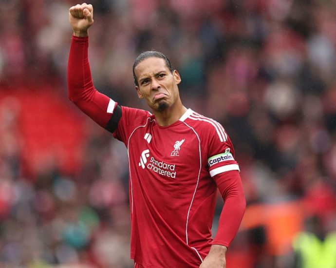liverpool-hold-on-against-everton-after-gravenberch-stunner-opened-derby