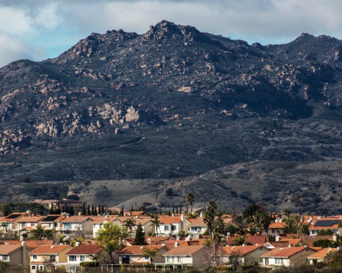 toxic-plumes-from-aliso-canyon-gas-blowout-harmed-babies,-study-shows