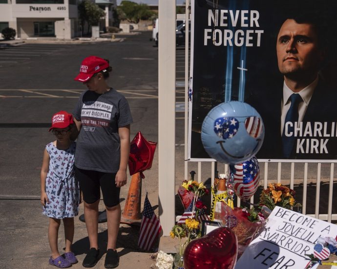 man-arrested-at-stadium-where-charlie-kirk-memorial-set-to-be-held  