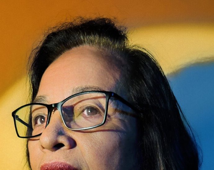 hilda-heine,-president-of-the-marshall-islands,-on-leading-a-sinking-country