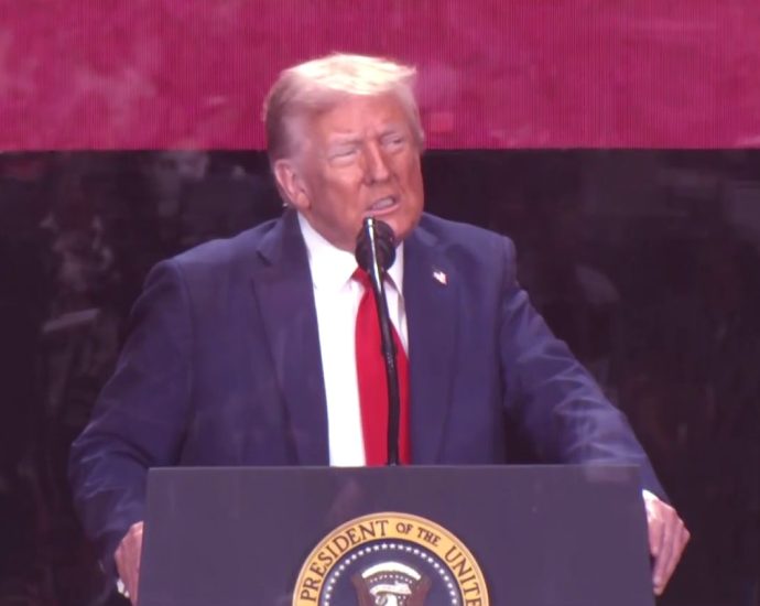 charlie-kirk-honored-by-the-traitor-&-republican-leaders-at-memorial-service