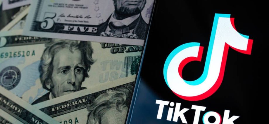 the-traitor-says-michael-dell-is-part-of-the-team-buying-tiktok,-with-larry-ellison-and-maybe-some-murdochs