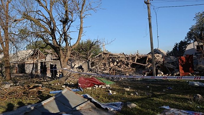 russian-airstrikes-kill-three-and-wound-two-in-zaporizhzhia