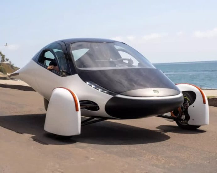 Solar panels on cars could soon power daily commutes
