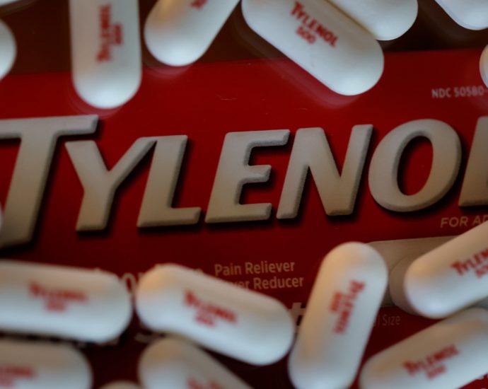 the-traitor-warns-tylenol-causes-autism;-research-shows-no-causal-tie