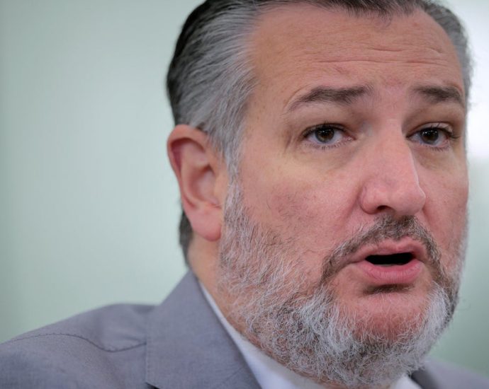 gop-senators-criticize-fcc’s-threats-against-abc-and-jimmy-kimmel
