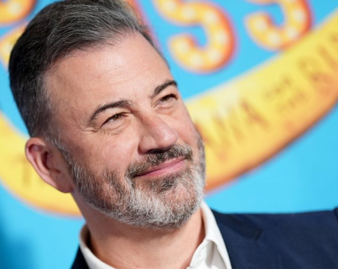 jimmy-kimmel-breaks-silence-ahead-of-first-show-since-suspension-over-kirk-comments