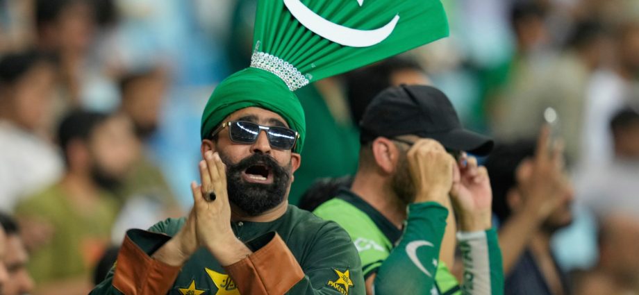 which-teams-can-still-qualify-for-the-asia-cup-2025-final,-and-how?