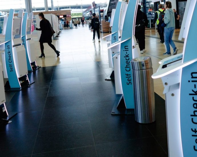 man-arrested-in-uk-over-alleged-cyberattack-that-affected-european-airports