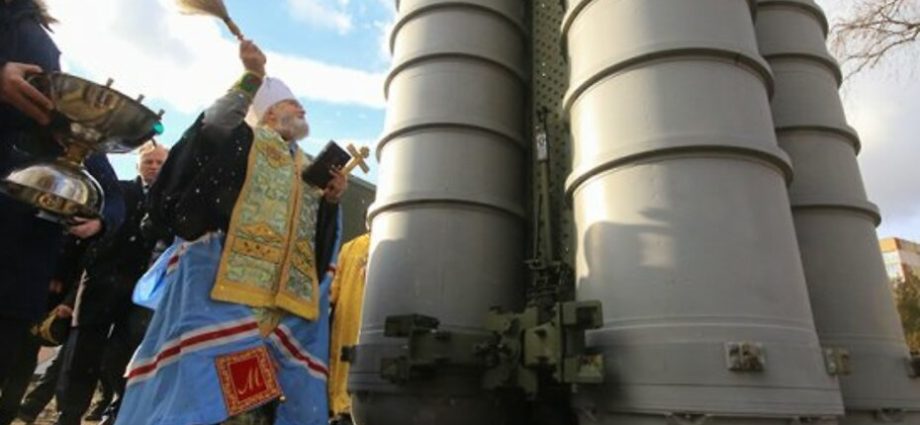 “lord-and-military-records”:-russia’s-new-“holy”-app-collects-users’-personal-details