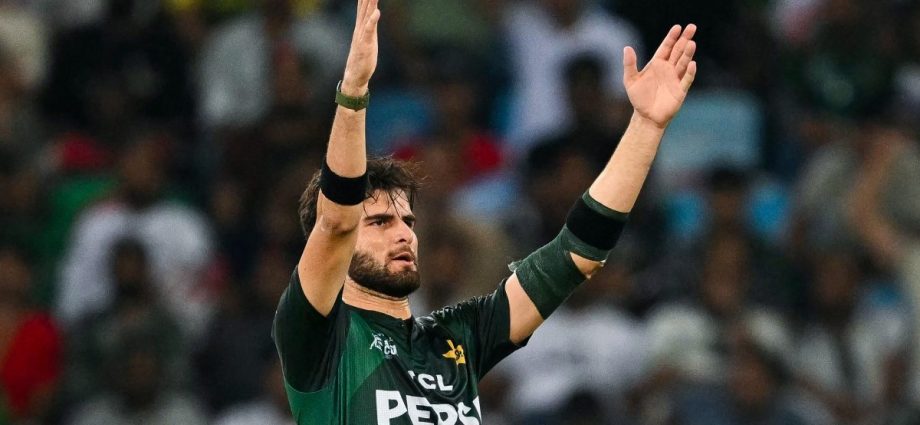 pakistan-beat-bangladesh-by-11-runs-to-meet-india-in-asia-cup-2025-final